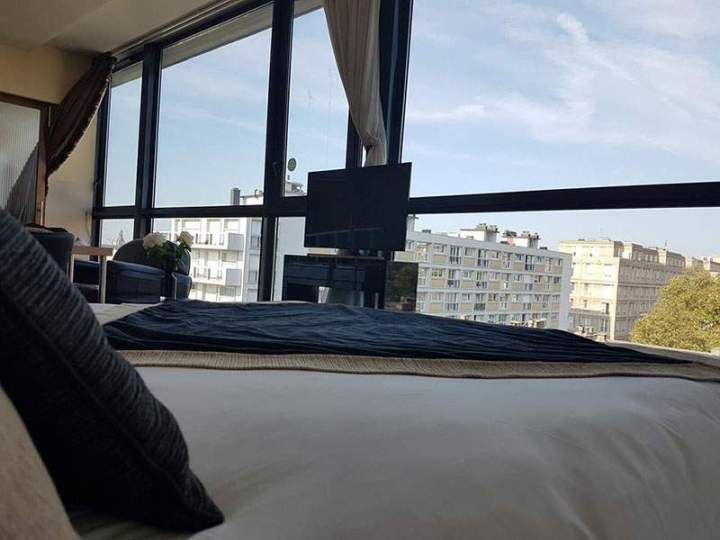 Pose de film anti-UV, Rouen